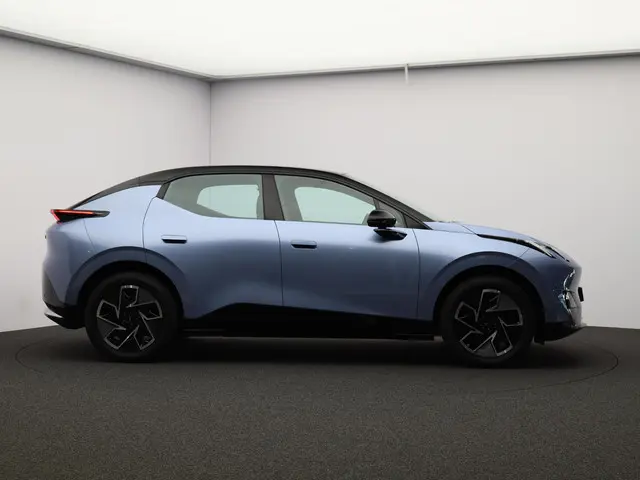 Lynk & Co 02 Core 66 kWh 2025 Elektrisch 7