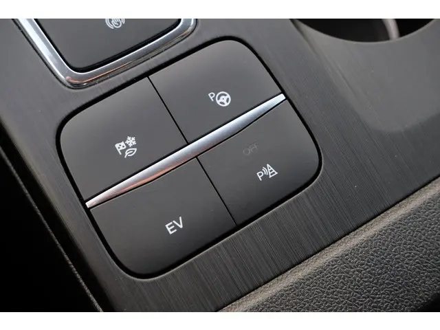 Ford Kuga 2.5 PHEV ST-Line 2020 Hybride Benzine 29