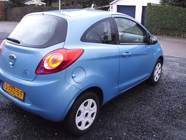 Ford Ka 1.2 Style start/stop 2014 Benzine 10