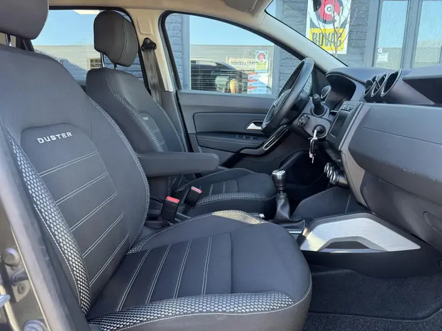 Dacia Duster 1.0 TCe Prestige 2021 Benzine 10