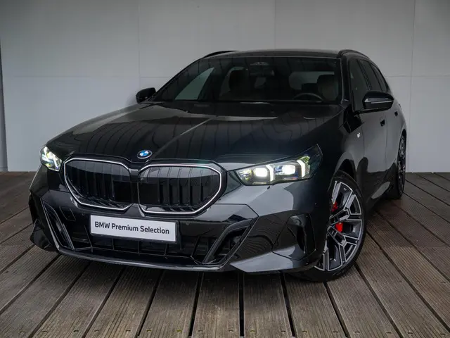 BMW 5 Serie Touring 520i 2025 Benzine 40