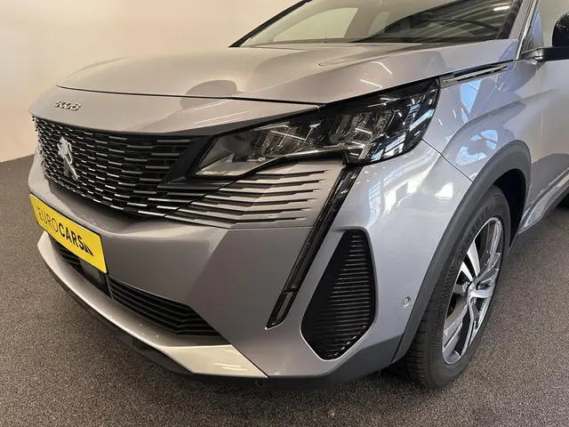 Peugeot 5008 2
