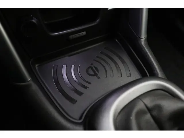 Citroën C3 Aircross 1.2 PureTech S&S Shine 2020 Benzine 28