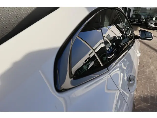 BMW 2 Serie Gran Coupé 218i 2025 Benzine 8