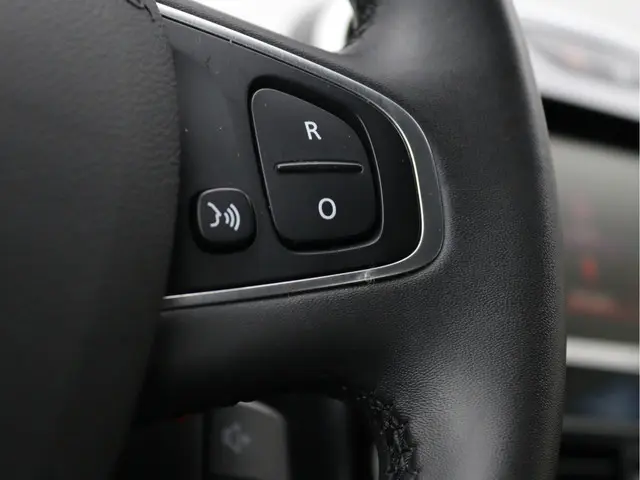 Renault Clio 0.9 TCe Zen 2019 Benzine 36