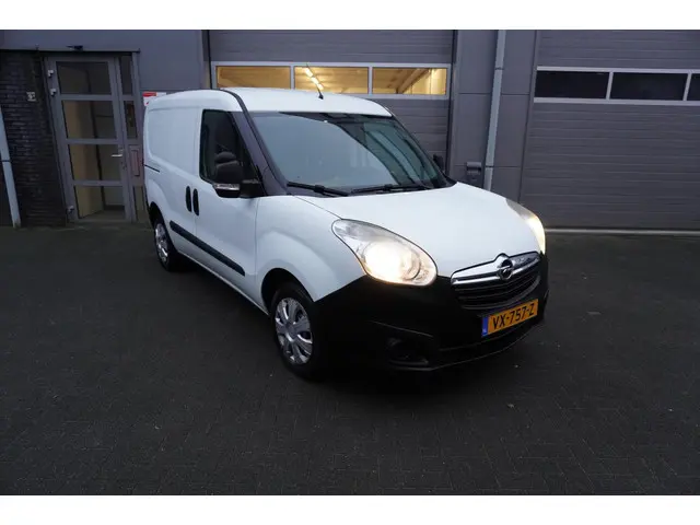 Opel Combo 1.3 CDTi L1H1 ecoFLEX Edition 2016 Diesel 4