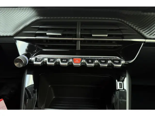 Peugeot 208 1.2 PureTech Active 2020 Benzine 19