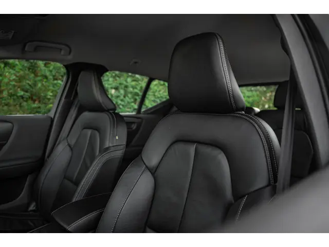 Volvo XC40 2.0 B4 Inscription 2021 Benzine 6