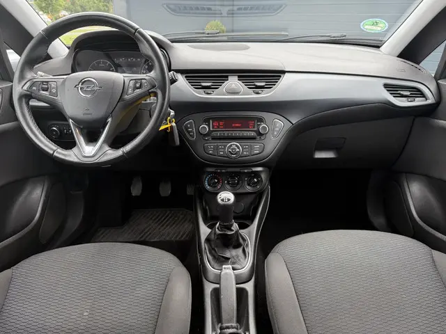 Opel Corsa 1.4 Edition 2017 Benzine 10