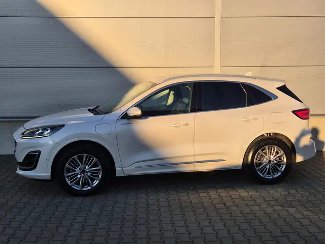 Ford Kuga 2.5 PHEV Vignale/trekhaak 2021 Hybride Benzine 37