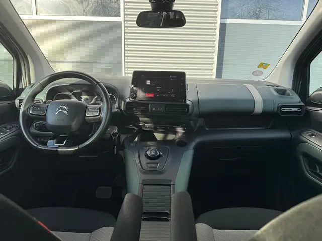 Citroën Berlingo 1.2 PureTech Shine 2020 Benzine 9