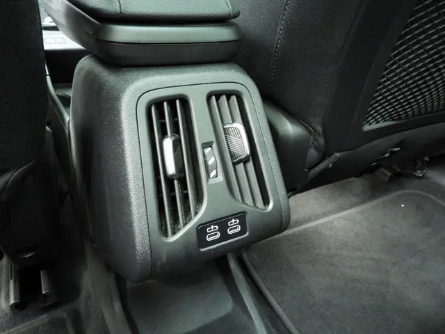 BMW iX1 xDrive30 2023 Elektrisch 18