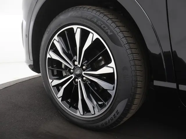 Ford Kuga 2.5 PHEV Vignale 2021 Hybride Benzine 40