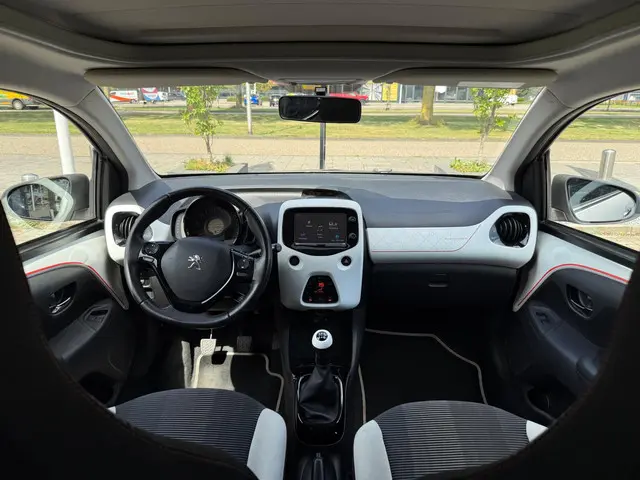 Peugeot 108 1.2 Puretech TOP! Roland Garros 2015 Benzine 16