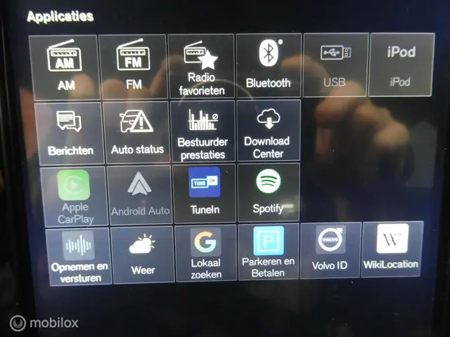 Volvo V90 2.0 T5 R-Design 2017 Benzine 19