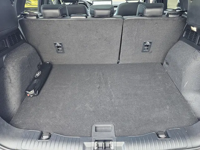 Ford Kuga 2.5 FHEV Active X 2024 Hybride Benzine 11