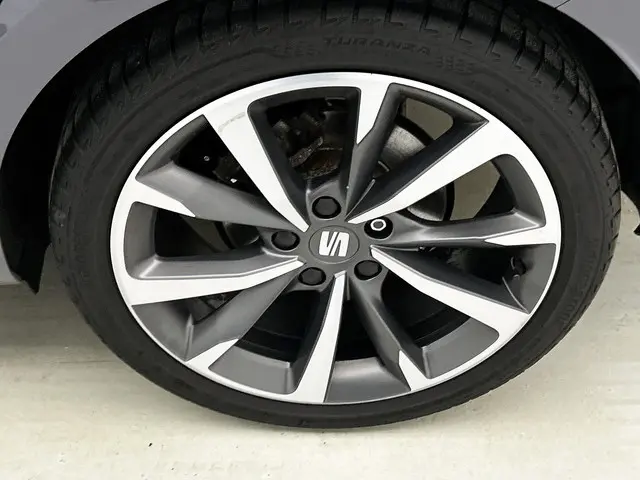 SEAT Leon 1.0 eTSI 110pk FR Business DSG 2023 Benzine 13