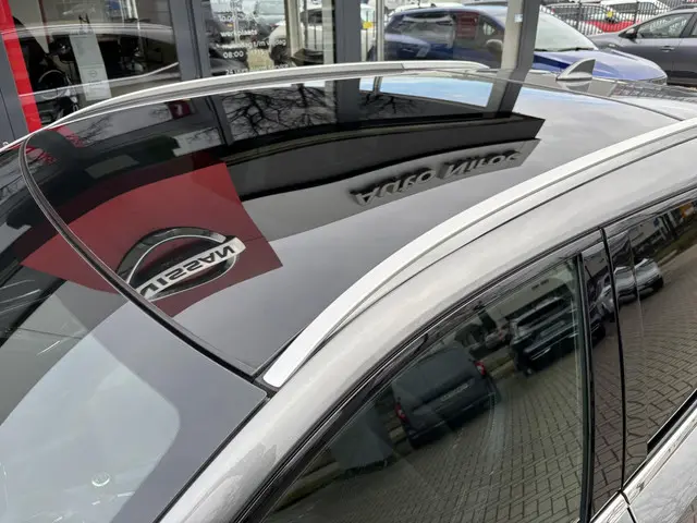 Nissan QASHQAI MHEV 140 MT Tekna 2024 Benzine 30