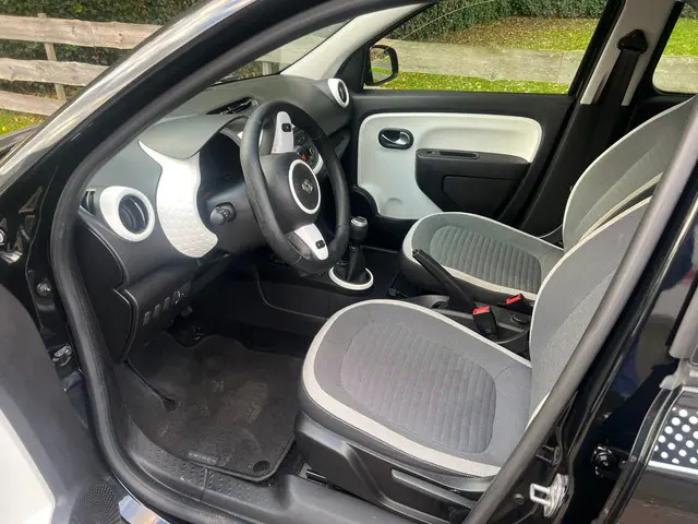 Renault Twingo 1.0 SCe Collection Airco 2021 Benzine 4