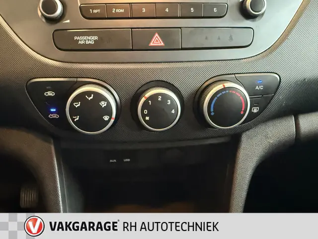 Hyundai i10 1.0i Comfort 2019 Benzine 12