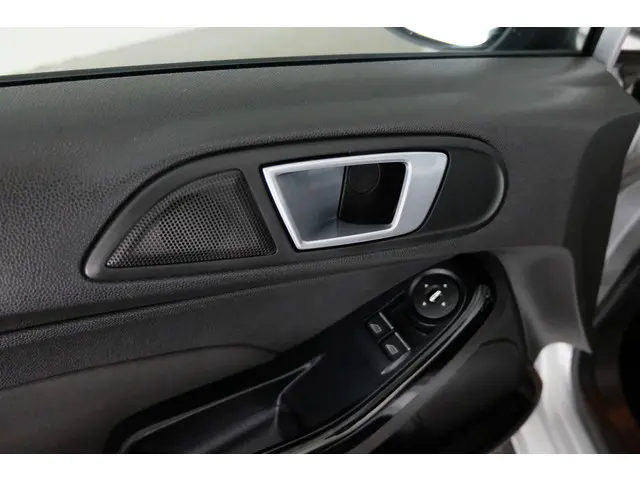 Ford Fiesta 1.0 Titanium 2014 Benzine 25