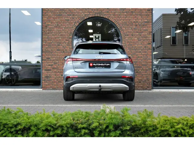 Audi Q4 e-tron 45 Edition 82 kWh 2024 Elektrisch 22