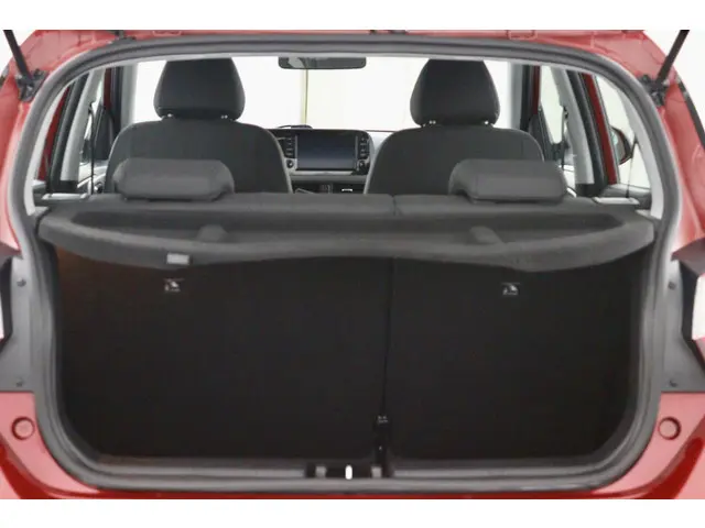 Hyundai i10 1.0 Comfort Smart rood 2021 Benzine 28