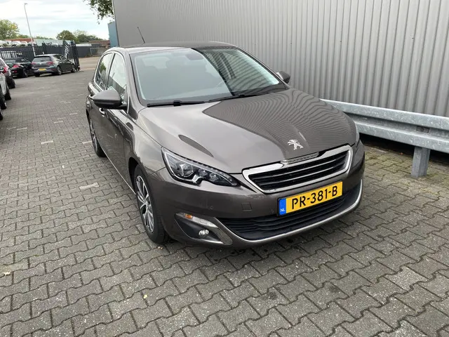 Peugeot 308 1.6 THP Blue Lease 2013 Benzine 15