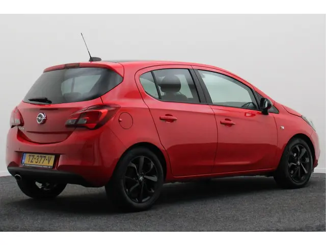 Opel Corsa 1.4 Black Edition 2018 Benzine 19