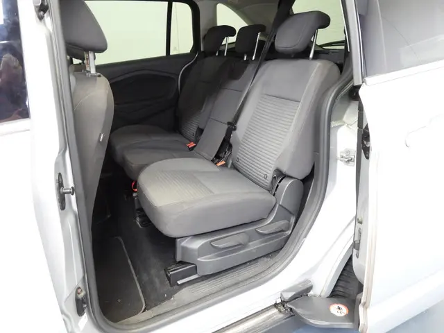 Ford Grand C-Max 1.0 Titanium 7p. 2015 Benzine 20