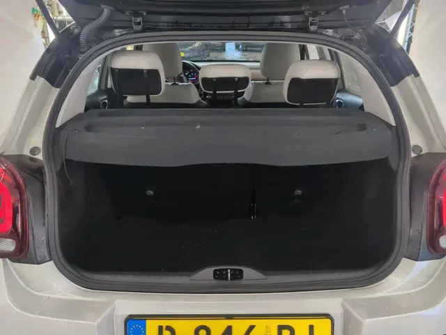 Citroën C3 1.2 PureTech C-Series 2021 Benzine 11