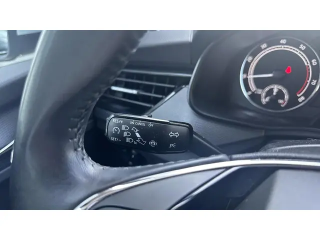 Škoda Kamiq 1.0 TSI Ambition 2020 Benzine 21