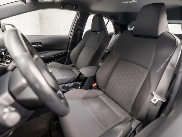 Toyota Corolla 1.8 Hybrid Sport 2021 Hybride Benzine 14