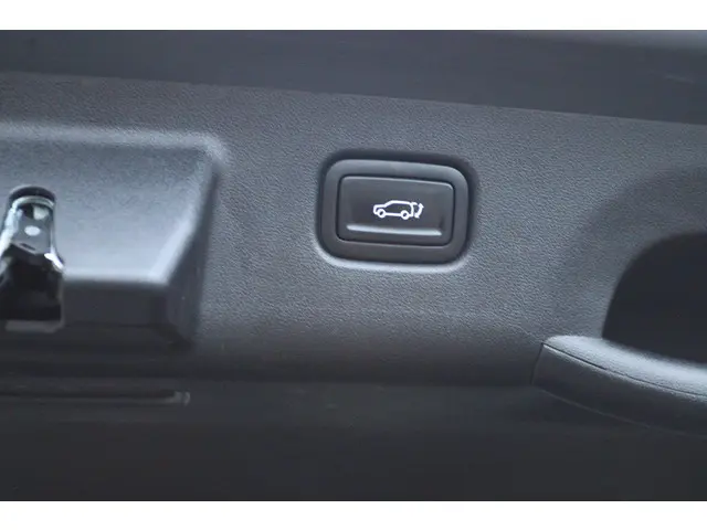 Hyundai Kona ELECTRIC PREMIUM 65.4 kWh 2023 Elektrisch 48