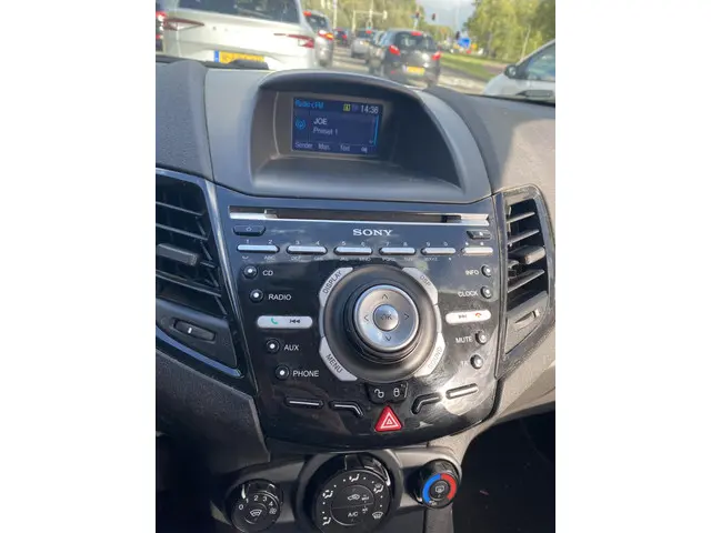 Ford Fiesta 1.25 2016 Benzine 7