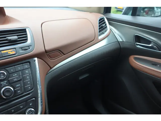 Opel Mokka 1.4 T Cosmo 2014 Benzine 30