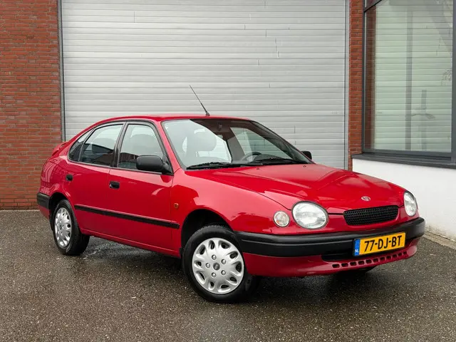 Toyota Corolla 1.3-16V Terra | NAP | SCHAKEL | 1999 Benzine 8