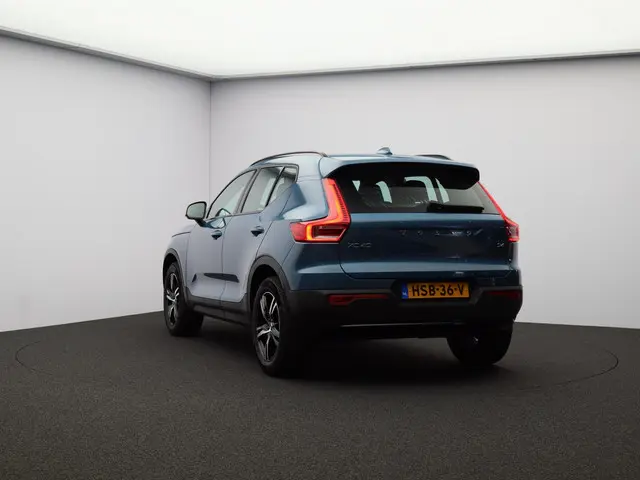 Volvo XC40 B4 Plus Dark 2025 Benzine 26