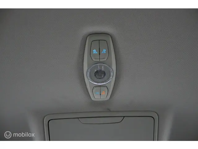 Ford C-MAX 1.0 Titanium plus 2014 Benzine 33