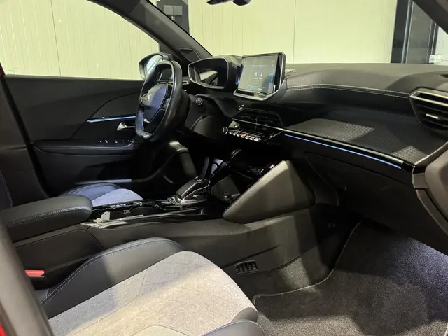 Peugeot e-2008 EV GT Pack 50 kWh 2021 Elektrisch 7