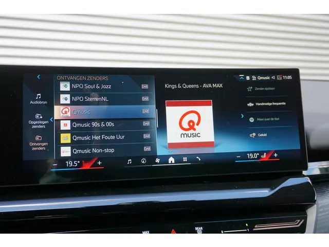 BMW 5 Serie Touring 530e 2025 Hybride Benzine 30