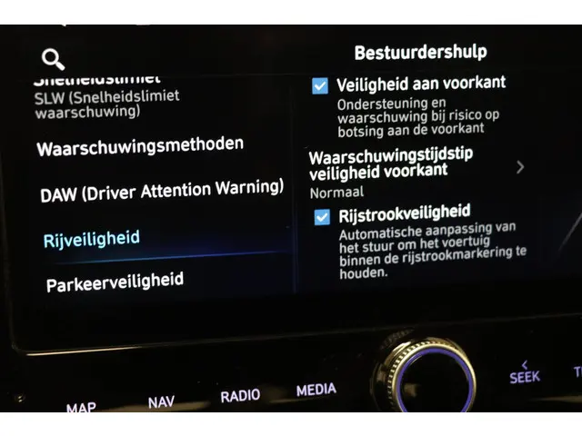 Hyundai i30 1.0 T-GDi MHEV N-line 2024 Hybride Benzine 46