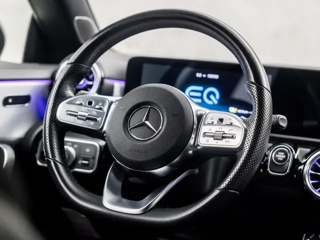 Mercedes-Benz CLA 250 e AMG Sport 2021 Hybride Benzine 18