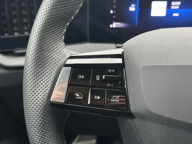 Opel Astra Sports Tourer Turbo 130pk GS 2024 Benzine 21