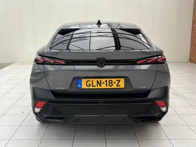 Peugeot 408 Hybrid 136 e-DCS6 GT 2024 Hybride Benzine 36