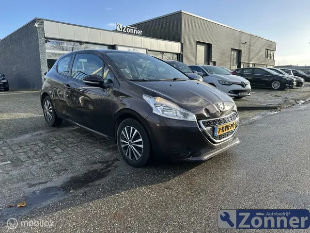 Peugeot 208 1.2 VTi Active 2013 Benzine