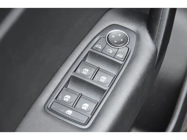 Renault Captur 1.0 TCe 90 Zen -Rijklaar! 2022 Benzine 6