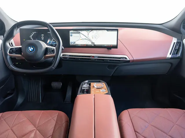 BMW iX M60 2023 Elektrisch 7