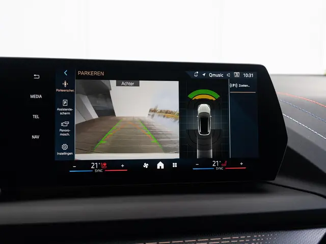 BMW 1 Serie 120 2025 Benzine 34