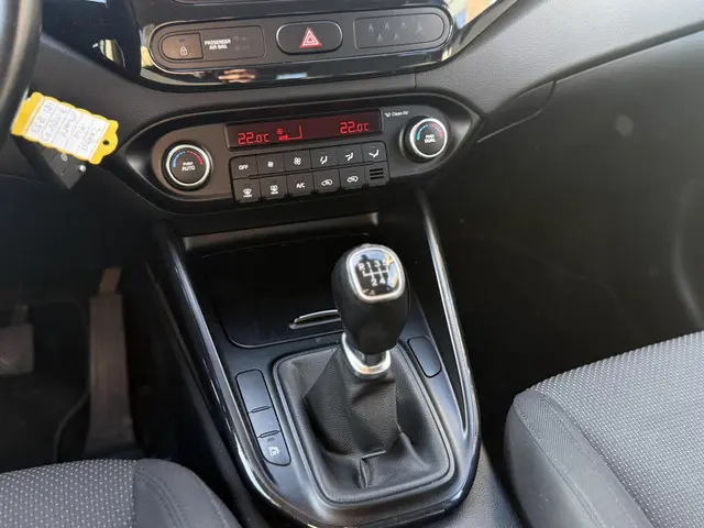 Kia Carens 1.6 GDi Business Pack 2014 Benzine 26